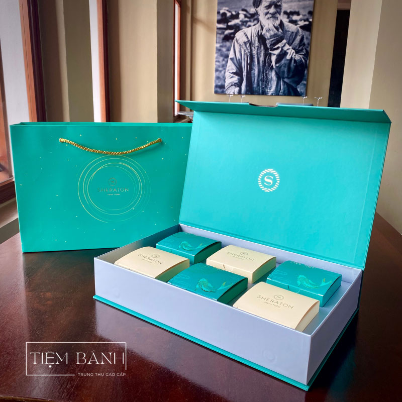 BÁNH TRUNG THU SHERATON HỘP DELUXE